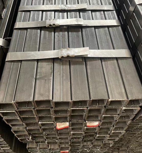 汕尾工业用梯子 镀锌管焊接梯子 铁梯子方管梯